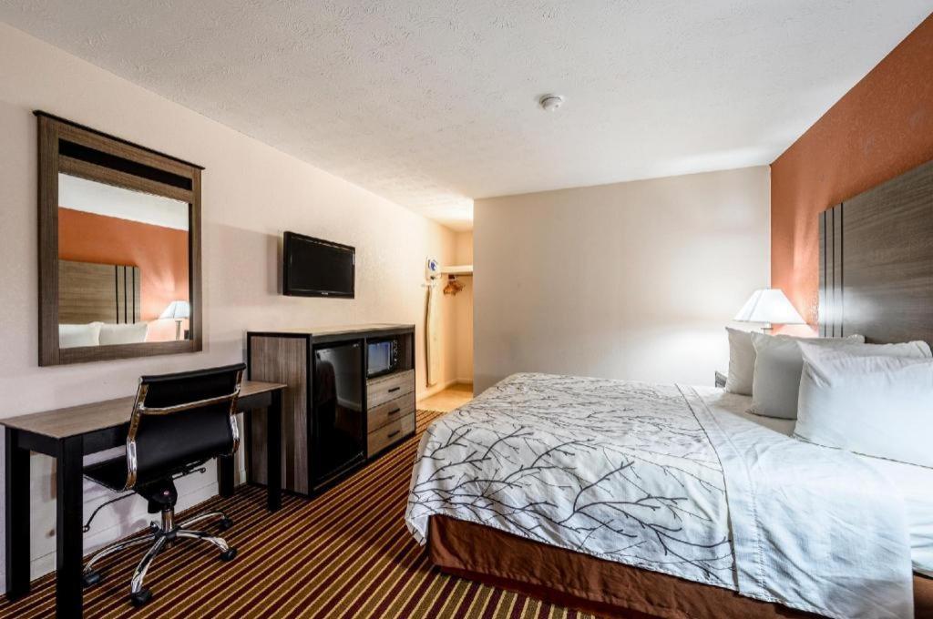 Americas Best Value Inn Heflin Exteriör bild